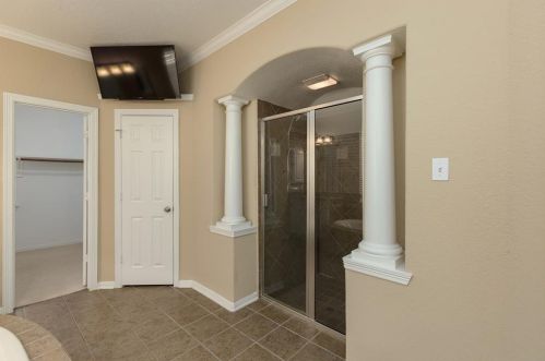 8611 Jackson Crk Bnd Ln, Humble TX 77396-3780 exterior