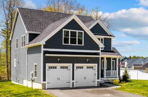 112 Emerald Ln, Dover, NH 03820-5512