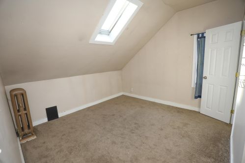 38 4 St, Dover NH 03820-2985 exterior