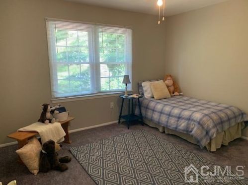 27 Colleen Cir, Trenton NJ 08638-1731 exterior