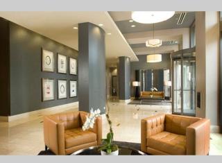 301 Desplaines St, Chicago IL  60661-1151 exterior