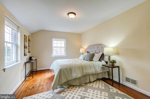 7401 16 Ave, Silver Spring MD 20912-7041 exterior