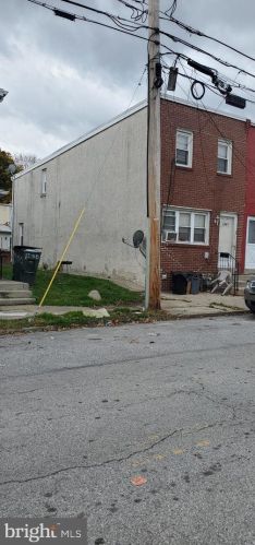 203 21 St, Chester PA 19013-4915 exterior