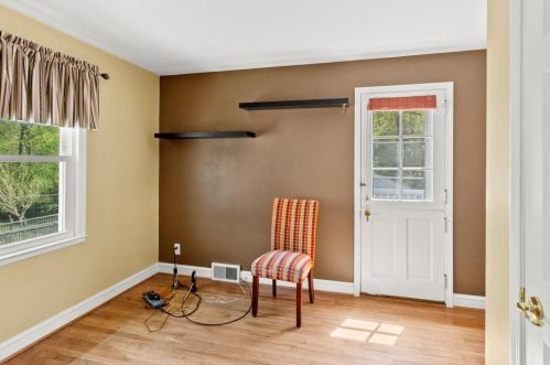 7131 Auburn Ave, Milwaukee WI 53213-3116 exterior