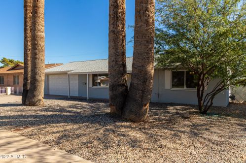 8613 33rd Ave, Phoenix, AZ 85051-9014
