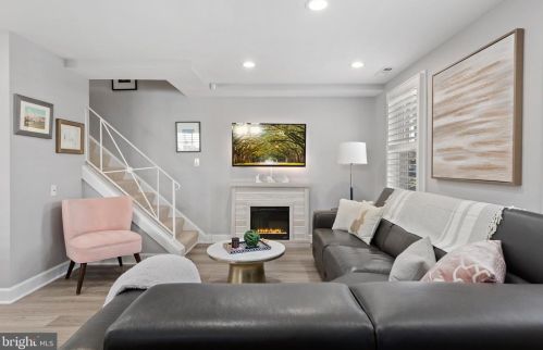 3749 Ingalls Ave, Alexandria VA  22302-1809 exterior