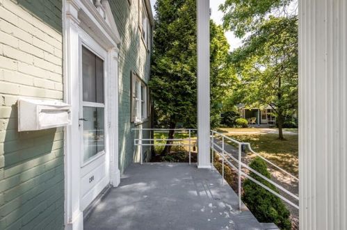 208 Plymouth St, Pittsburgh PA  15237-1234 exterior