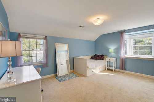 200 Linden Ave, Westfield NJ 07090-1921 exterior