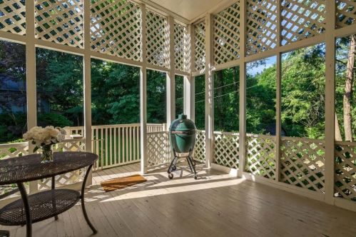 1308 Fairview Rd, Atlanta GA 30306-4612 exterior