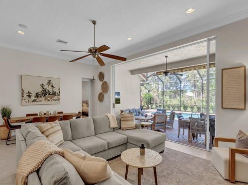 7433 Bob O Link Way, Fort Pierce FL 34986-3339 exterior