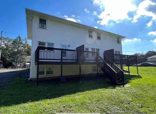 38 Elm Hill Dr, Wallingford CT  06492-4801 exterior