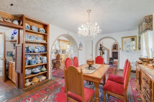 12422 Deer Trak, Austin TX 78727-5746 exterior