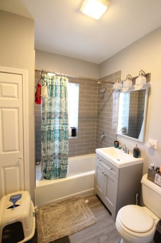 602 Central Park Ave, Chicago IL 60659-3930 exterior