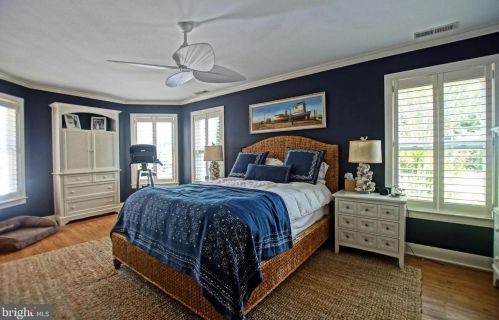 300 Gills Nck Rd, Lewes DE 19958-1425 exterior