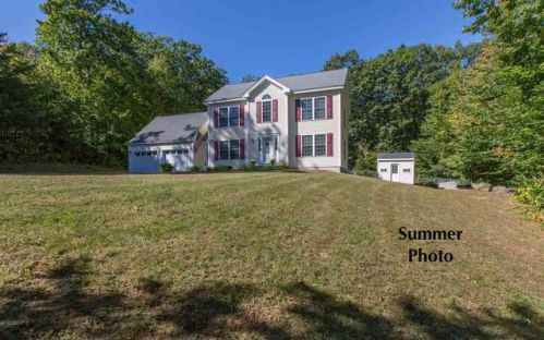 8 Keneval Ave, Concord, NH 03303-3805