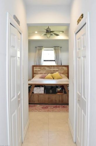 2929 10 Ave, Naples FL 34120-0051 exterior