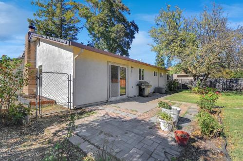 2613 Cypress St, Sutter CA 95982-2239 exterior