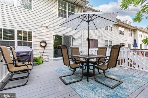 11 Kimberly Dr, Runnemede NJ 08078-2104 exterior