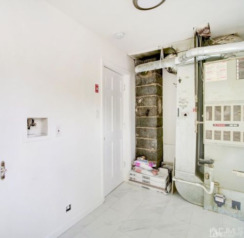 25 Sunrise Rd, Old Bridge NJ  08857-1435 exterior