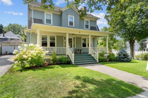 51 Mount Hope Ave, Providence, RI 02906-1647