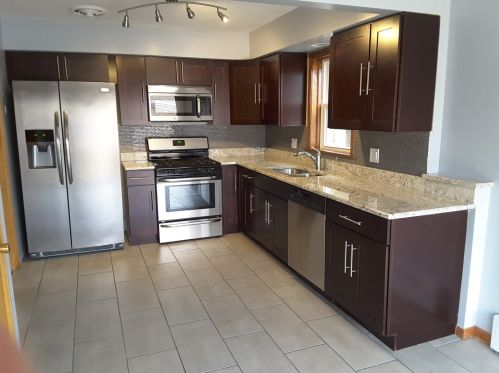 4624 Central Ave, Chicago IL 60630-3306 exterior