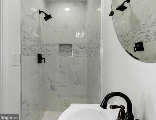 1335 Emerald St, Washington DC 20002-5432 exterior