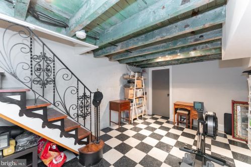 2570 Cedar St, Philadelphia PA 19125-2335 exterior