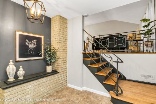 38 Normandy Ct, Middletown NJ 07748-3221 exterior