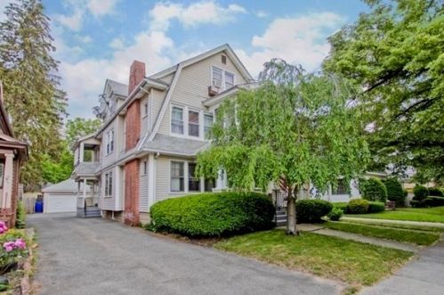 856 Sumner Ave, Springfield MA  01108-2238 exterior