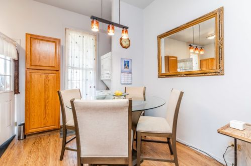 3161 Monroe St, Chicago IL 60624-2545 exterior