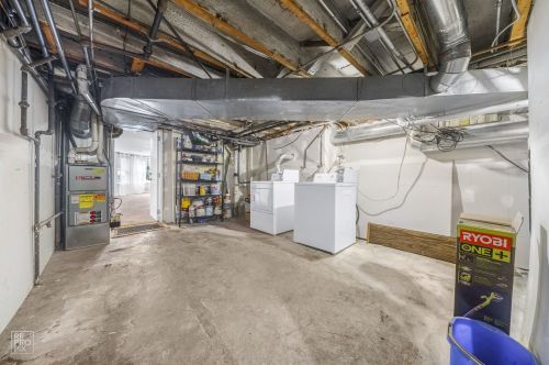 3414 Damen Ave, Chicago IL 60608-6835 exterior