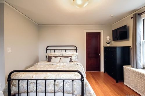 108 Main St, Hartford CT 06103-0012 exterior