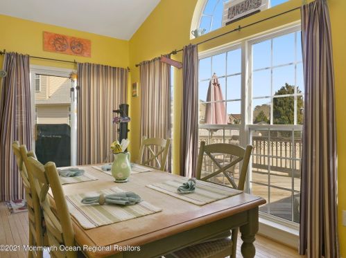 39 Timberline Rd, Berkeley Township NJ 08721-2108 exterior