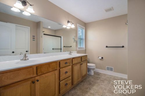 2073 Conifer Rdg Dr, Byron Township MI 49315-7929 exterior