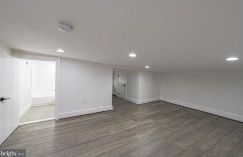 1281 Simms Pl, Washington DC 20002-7837 exterior