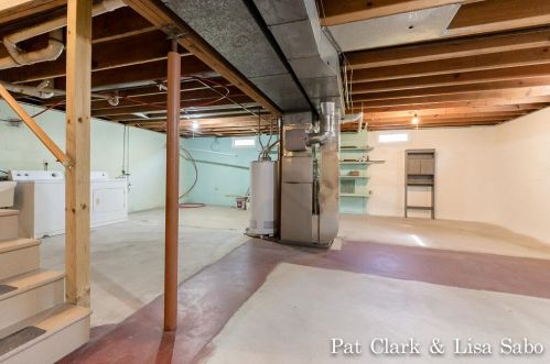 2417 Marquard Ave, Meskegon MI 49445-3228 exterior