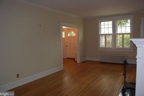 204 Myrtle St, Alexandria VA  22301-2427 exterior