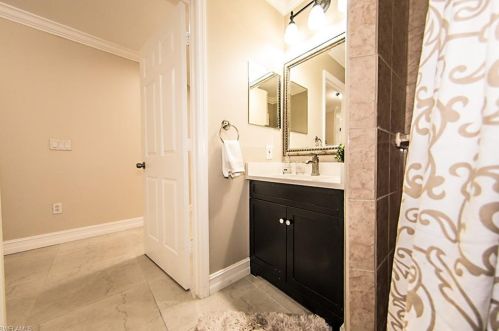 131 25 St, Naples FL 34117-3230 exterior