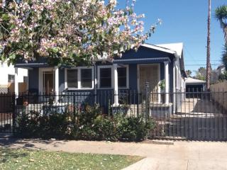 728 Ridgewood Pl, Los Angeles CA  90038-3106 exterior