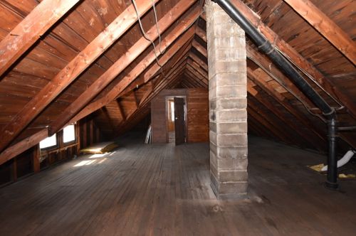 1734 65, Milwaukee WI 53213-4021 exterior