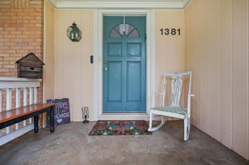 1381 Carolyn Dr, Atlanta, GA 30329-3546