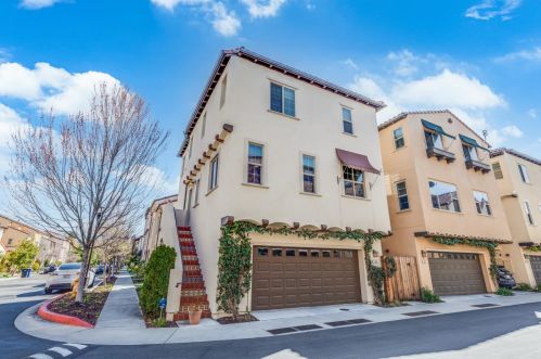 78 Pimentel Cir, Milpitas, CA 95035-6257