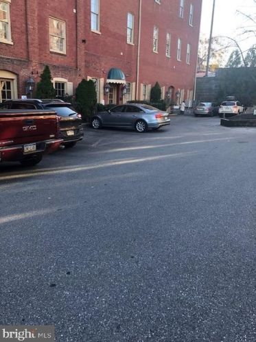 247 Shippen St, Lancaster PA  17602-2769 exterior