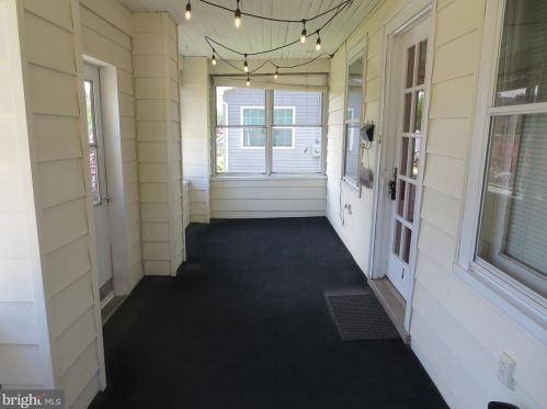 15 Oakland Ave, Camden NJ 08107-1211 exterior