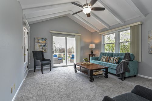 11709 Potter Rd, Milwaukee WI 53226-3658 exterior