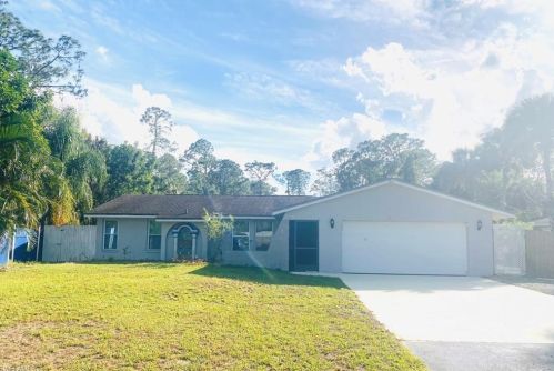 3830 11th Ave, Naples, FL 34117-4140