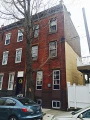 208 Belgrade St, Philadelphia PA  19125-4402 exterior