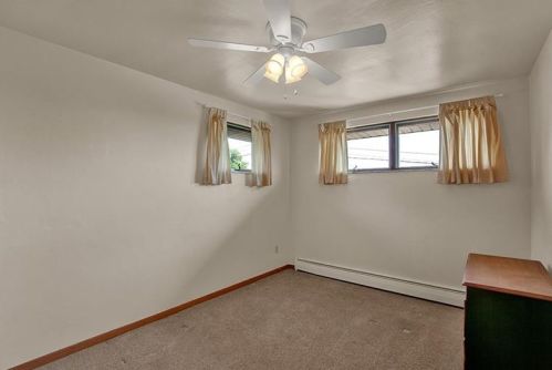 4412 Everlawn St, Pittsburgh PA 15122-2112 exterior