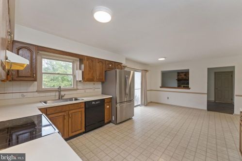 539 Fruit Farm Rd, Limerick PA 19468-3203 exterior