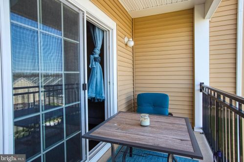 1442 Sierra Dr, Trenton NJ 08619-2071 exterior